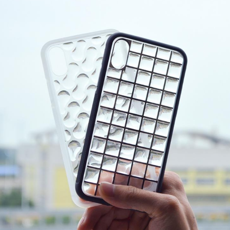 Gli scienziati hanno sviluppato un caso di cellulare con pelle artificiale che può rispondere al tatto e giudicare l'umore del suo proprietario